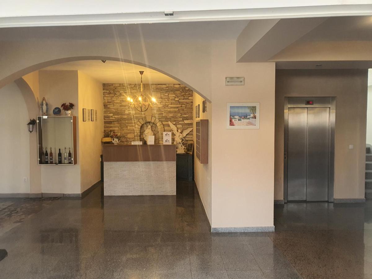 Hotel Barbaric Međugorje 외부 사진