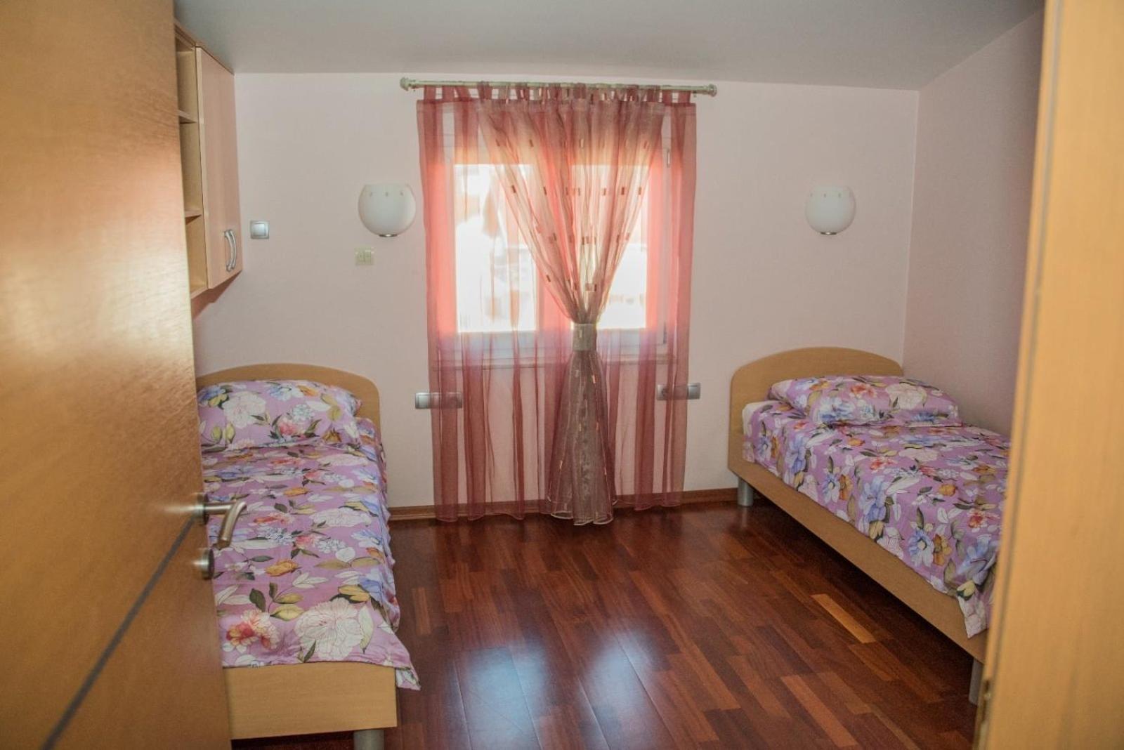 Hotel Barbaric Međugorje 외부 사진