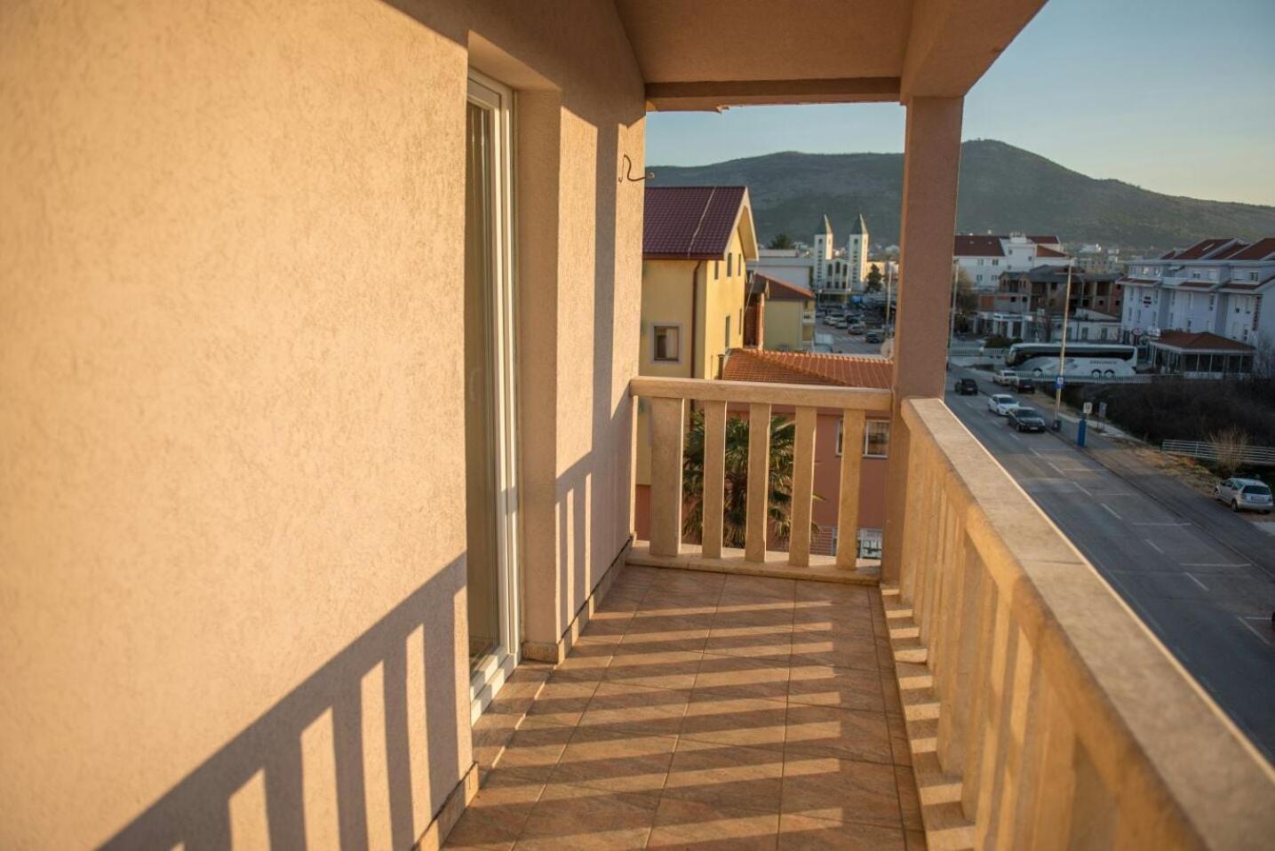 Hotel Barbaric Međugorje 외부 사진